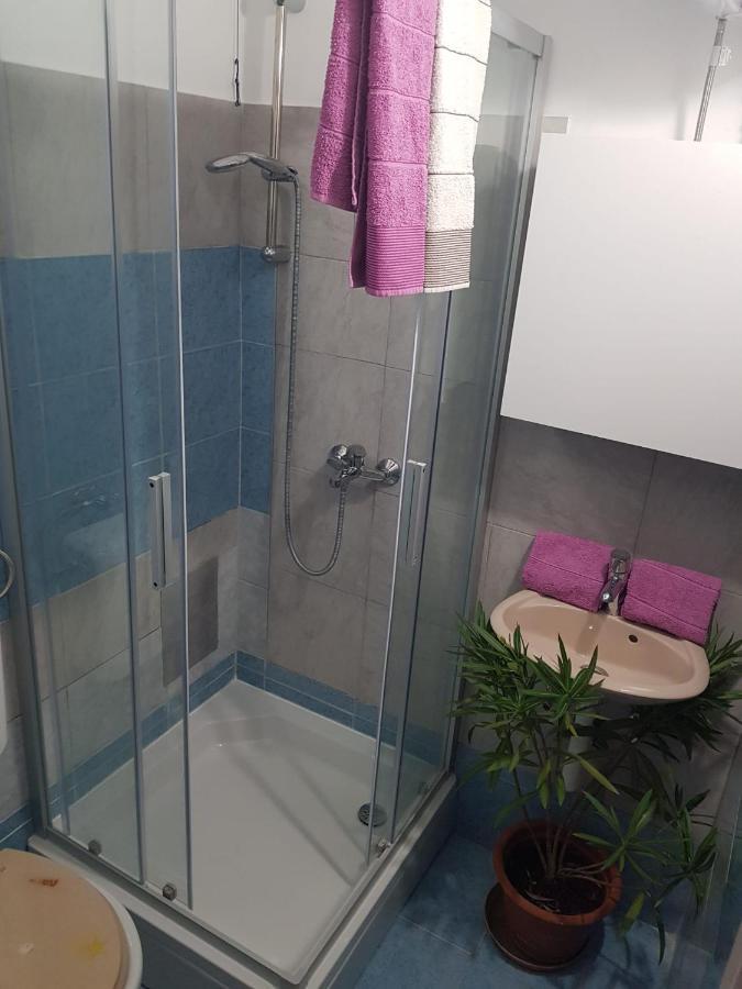 Apartment D Free Parking & Wifi, Walking Distance To Centrum Zadar Ngoại thất bức ảnh