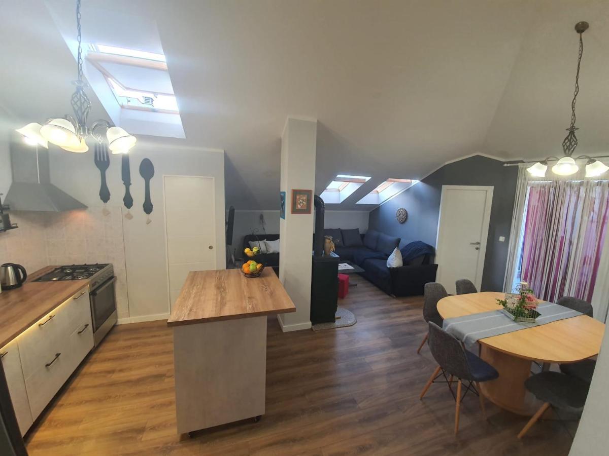 Apartment D Free Parking & Wifi, Walking Distance To Centrum Zadar Ngoại thất bức ảnh